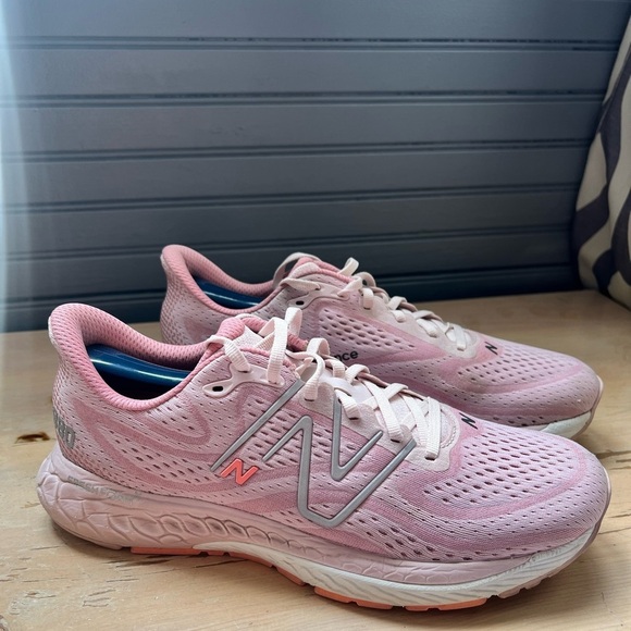 NEW BALANCE WOMEN'S FRESH FOAM X 880V13 Size 10 - Picture 1 of 7